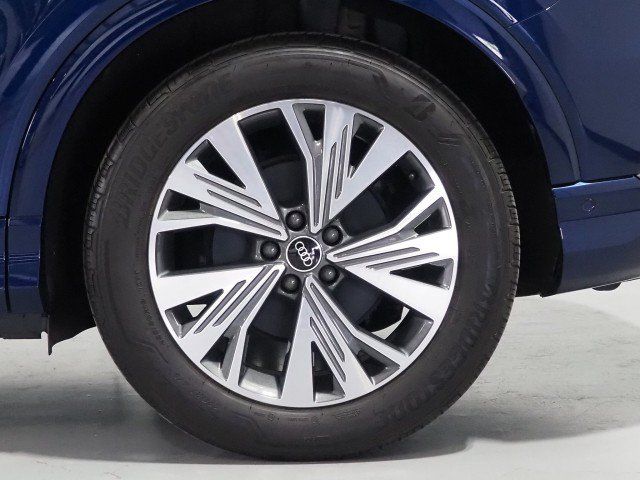 Used 2023 Audi Q4 e-tron Premium Plus w/ Premium Plus RWD image 44