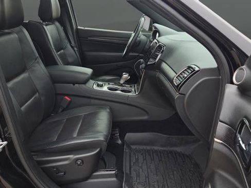 Used 2020 Jeep Grand Cherokee High Altitude AWD/4WD image 25