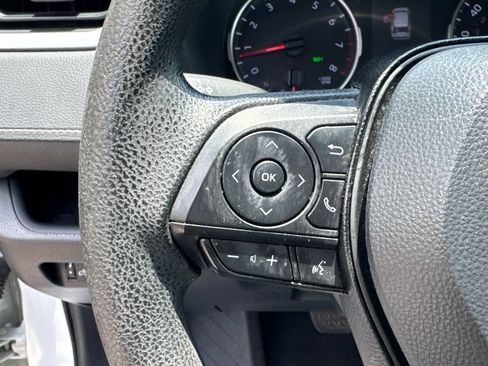 Used 2019 Toyota RAV4 LE w/ Carpet Mat Package FWD image 24