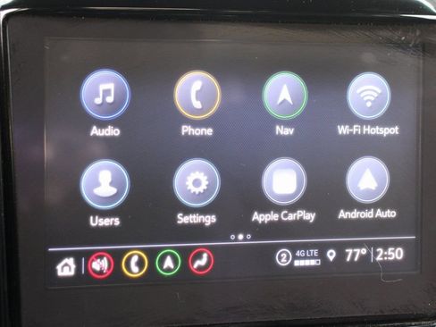 Used 2023 Chevrolet Traverse RS image 34