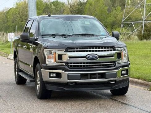 Used 2020 Ford F150 XLT w/ XTR Package AWD/4WD image 4