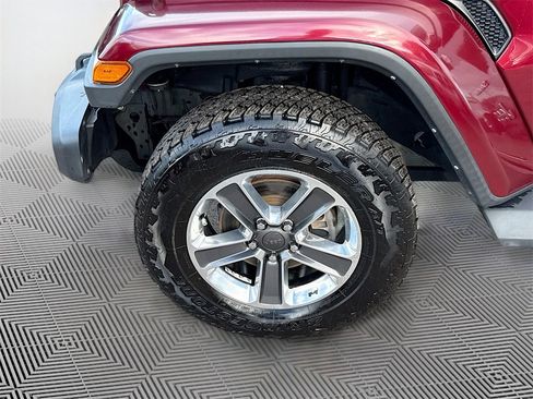 Used 2021 Jeep Wrangler Unlimited Sahara image 34