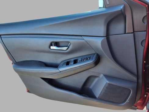 Used 2024 Nissan Sentra SV image 15