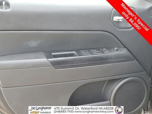 Used 2015 Jeep Patriot High Altitude FWD image 22
