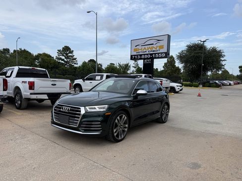 Used 2018 Audi SQ5 Premium Plus w/ S Sport Package AWD/4WD image 3