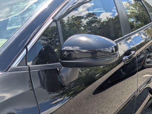 Used 2018 Honda Clarity Touring image 11