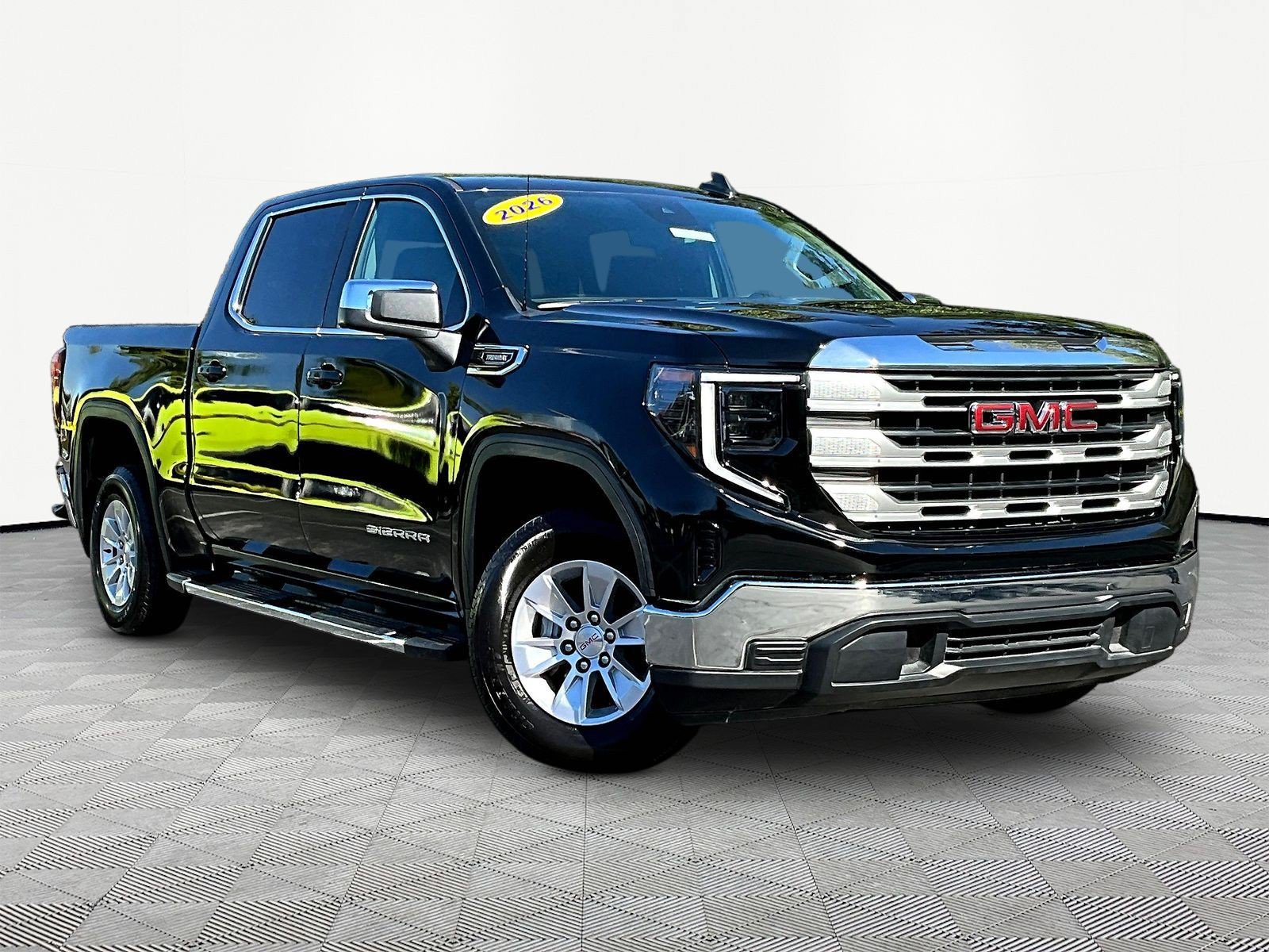 Used 2026 GMC Sierra 1500 SLE RWD image 3