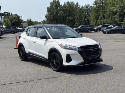 Used 2022 Nissan Kicks SR w/ Premium Package