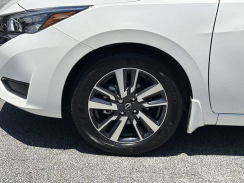 Certified 2025 Nissan Versa SV w/ Trunk Package FWD image 10