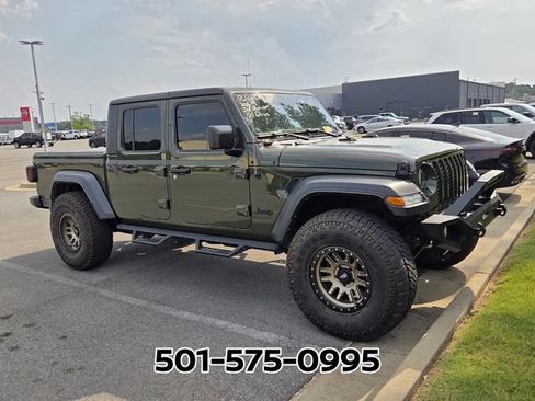Used 2023 Jeep Gladiator Sport AWD/4WD image 7