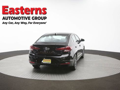 Used 2020 Hyundai Elantra Limited w/ Winter Weather Package FWD image 41