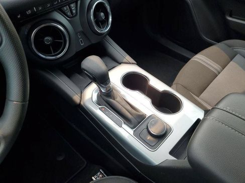 Used 2023 Chevrolet Blazer LT w/ Convenience Package FWD image 19