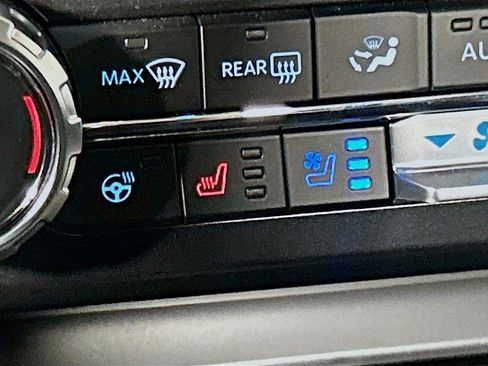 New 2025 Ford F250 Lariat w/ Lariat Ultimate Package image 23