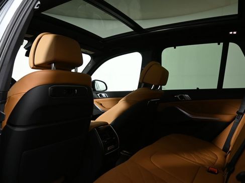 New 2026 BMW X5 xDrive40i w/ M Sport Package image 32