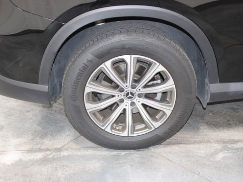 Used 2024 Mercedes-Benz GLC 300 4MATIC image 47