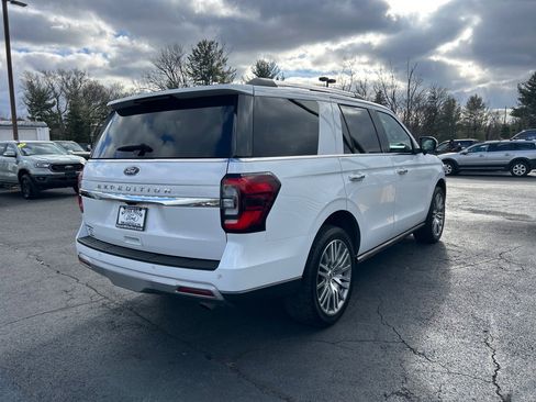 Used 2023 Ford Expedition Limited image 19