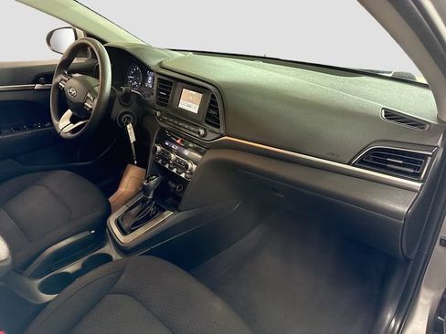 Used 2020 Hyundai Elantra SE w/ Cargo Package (C1) FWD image 24