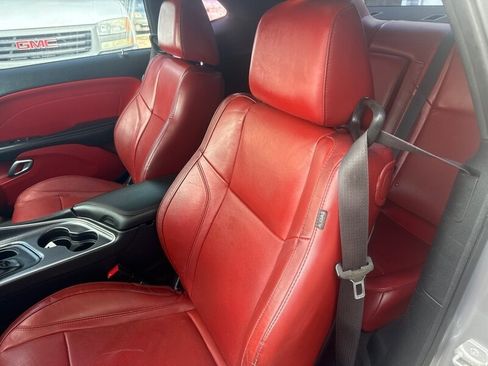 Used 2015 Dodge Challenger SXT Plus w/ Sound Group II image 29