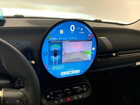 Certified 2025 MINI Cooper S image 17