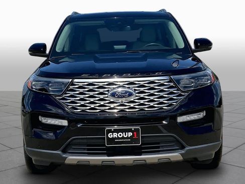 Used 2021 Ford Explorer Platinum w/ Premium Technology Package AWD/4WD image 4