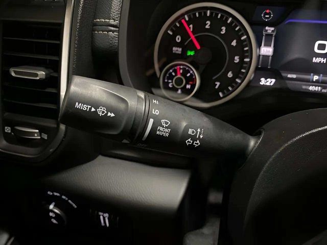 Used 2026 RAM 1500 Laramie AWD/4WD image 33
