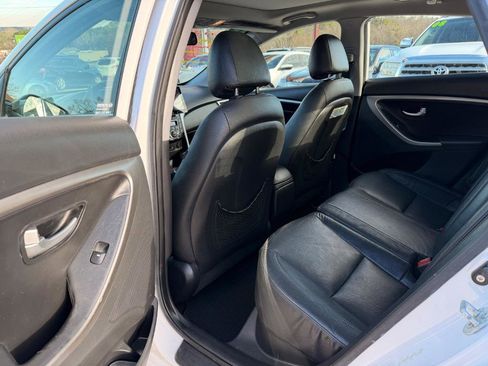 Used 2013 Hyundai Elantra GT w/ Tech Pkg image 15