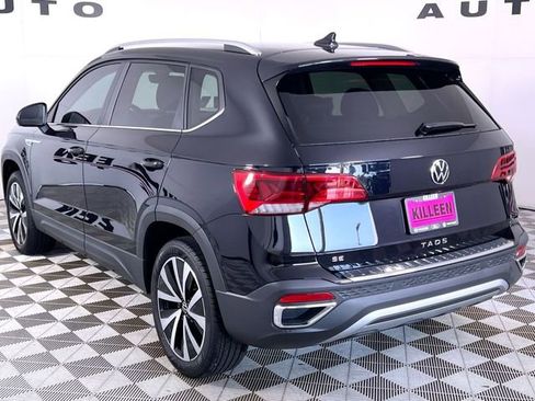 Used 2024 Volkswagen Taos SE image 5
