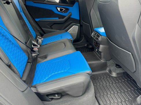 Used 2022 Lamborghini Urus image 47