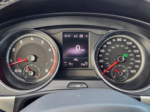 Used 2021 Volkswagen Atlas SE image 16