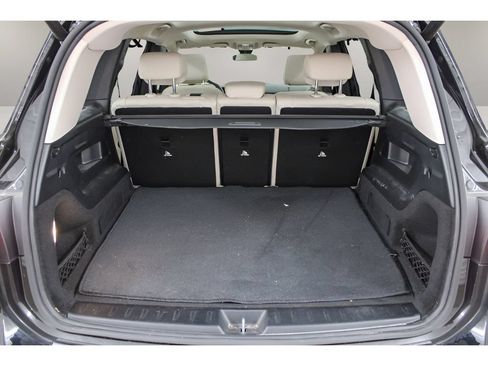 Used 2023 Mercedes-Benz GLB 250 image 35