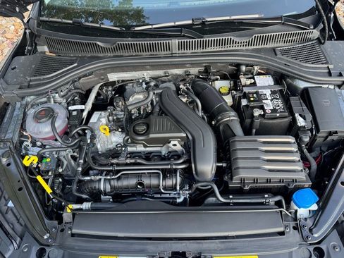 New 2025 Volkswagen Jetta SE image 10