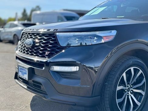 Certified 2020 Ford Explorer ST w/ Premium Technology Package AWD/4WD image 18