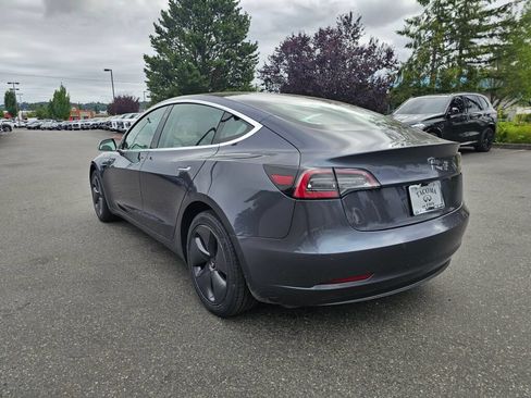 Used 2019 Tesla Model 3 RWD image 5