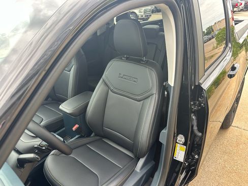 New 2026 Ford Maverick Lobo AWD/4WD image 27