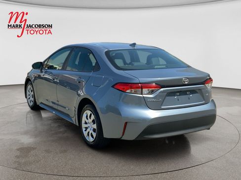 Used 2024 Toyota Corolla LE FWD image 8