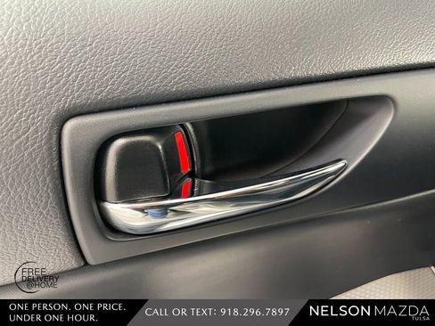 Used 2016 Lexus IS 200t image 35