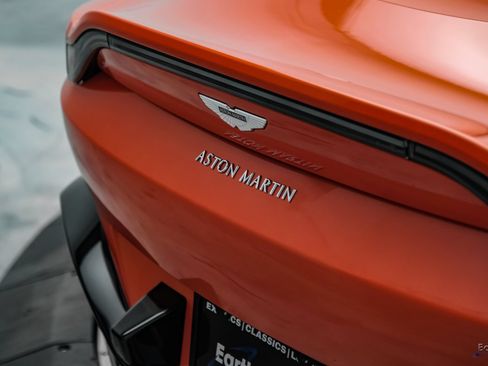 Used 2020 Aston Martin V8 Vantage Coupe RWD image 19