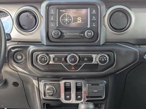 Used 2021 Jeep Wrangler Sport image 15