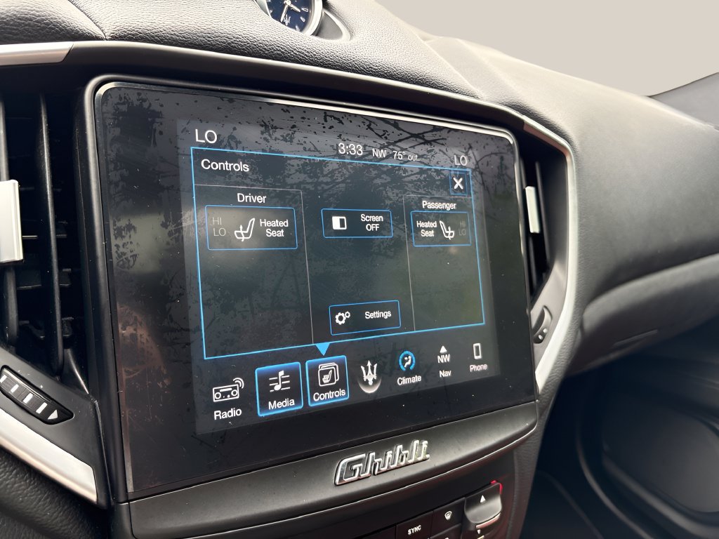 Used 2017 Maserati Ghibli RWD image 29