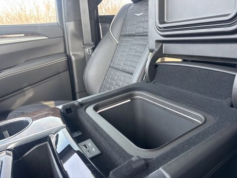 Used 2025 Cadillac Escalade Sport Platinum w/ LPO, Floor Liner Package image 29