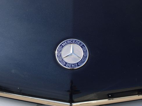 Used 2012 Mercedes-Benz E 550 Cabriolet image 40