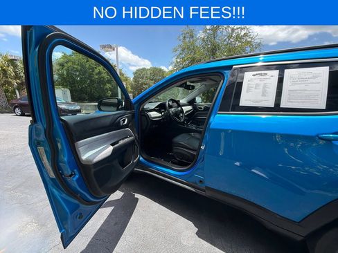 Used 2022 Jeep Compass Latitude AWD/4WD image 11