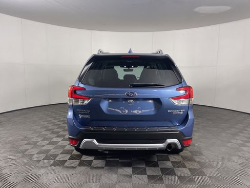 Used 2023 Subaru Forester Touring image 4