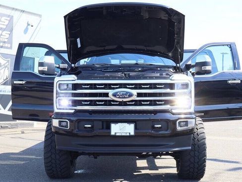 Used 2024 Ford F350 Platinum AWD/4WD image 42