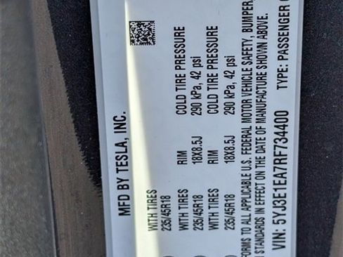Used 2024 Tesla Model 3 Standard Range image 33
