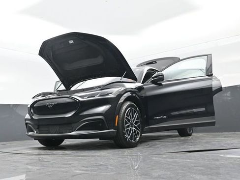 New 2025 Ford Mustang Mach-E Premium image 34