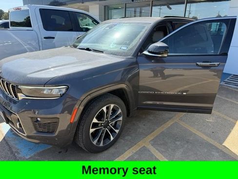 Used 2023 Jeep Grand Cherokee L Overland AWD/4WD image 32