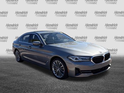 Certified 2023 BMW 530e xDrive w/ Premium Package image 2
