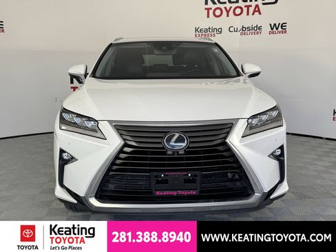Used 2018 Lexus RX 350L Luxury w/ Accessory Package FWD image 10
