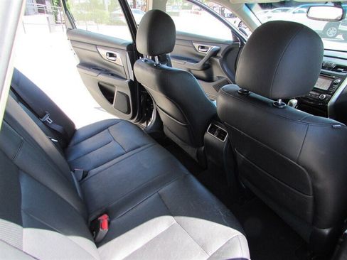 Used 2013 Nissan Altima 2.5 SL w/ Technology Pkg FWD image 25